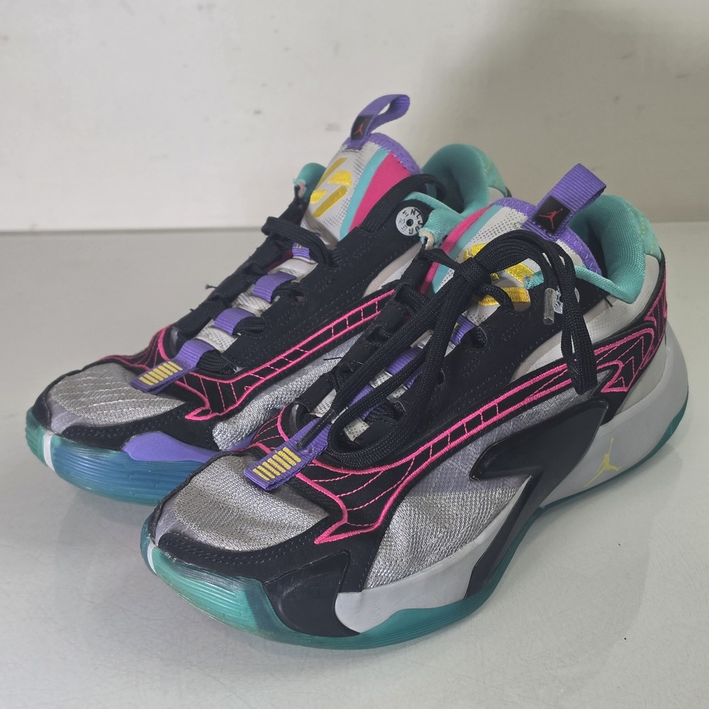 Jordan Luka 2 Athletic Basketball Shoes Youth Size 5.5Y DZ3498-007 - NEEDS LACES
